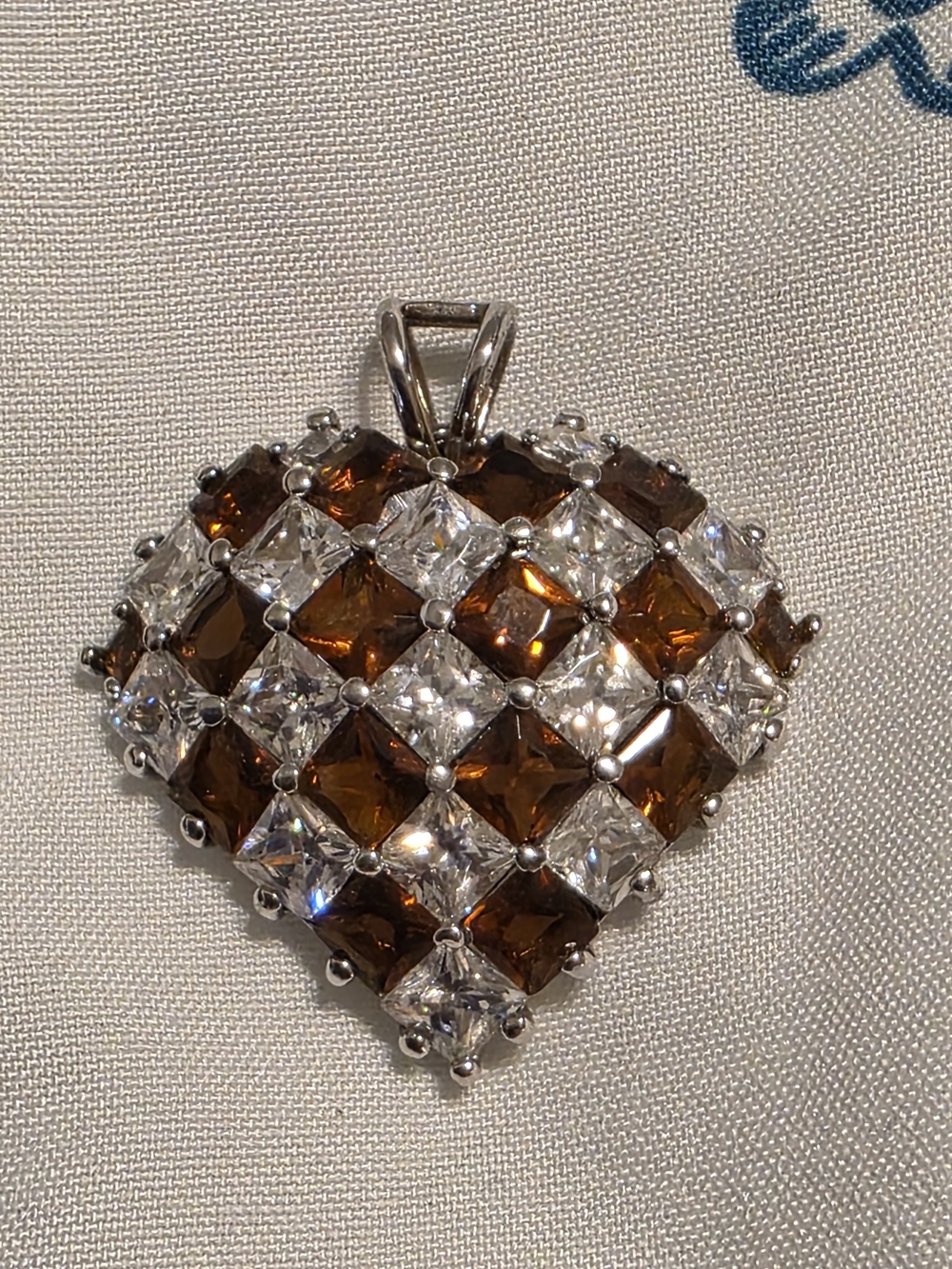 Source Unknown Brown and Clear Checkerboard Heart Pendant Necklace